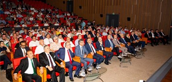 Türkiye Teknoloji Buluşmaları ‘Dijitalleşme ve E-Ticaret’ Semineri Kayseri’de Yapıldı.